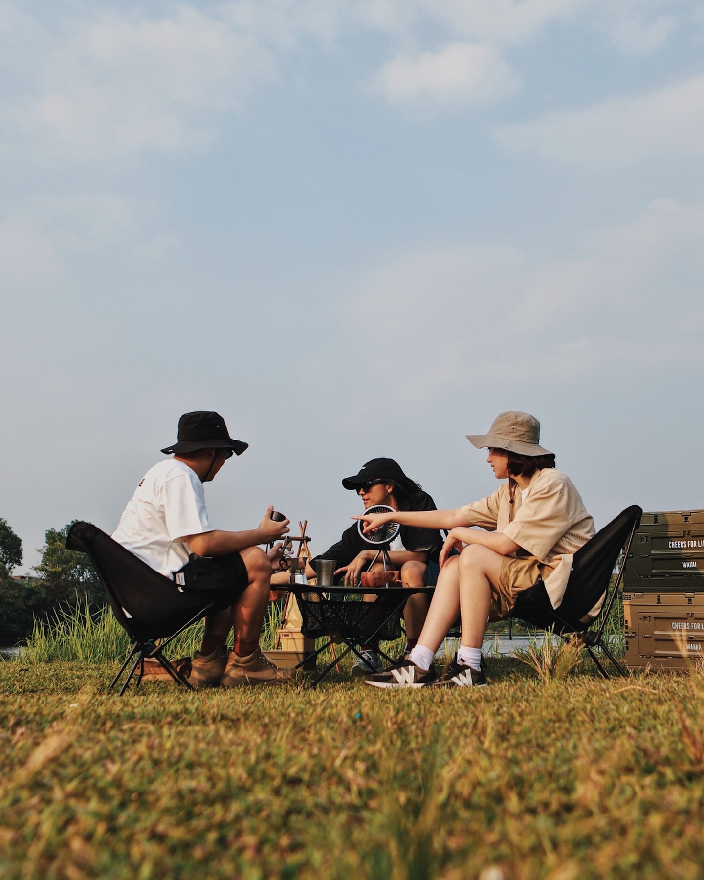 Cheers for Life: Cara WakaiGo Menikmati Hidup