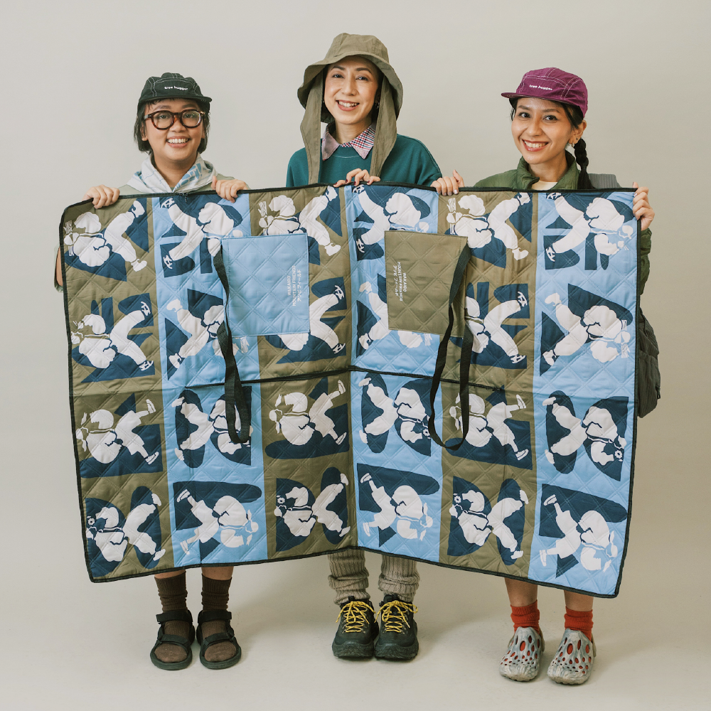 WAKAIGO X MOUNTAIN FRIENDS (MF) Picnic Mat Blanked