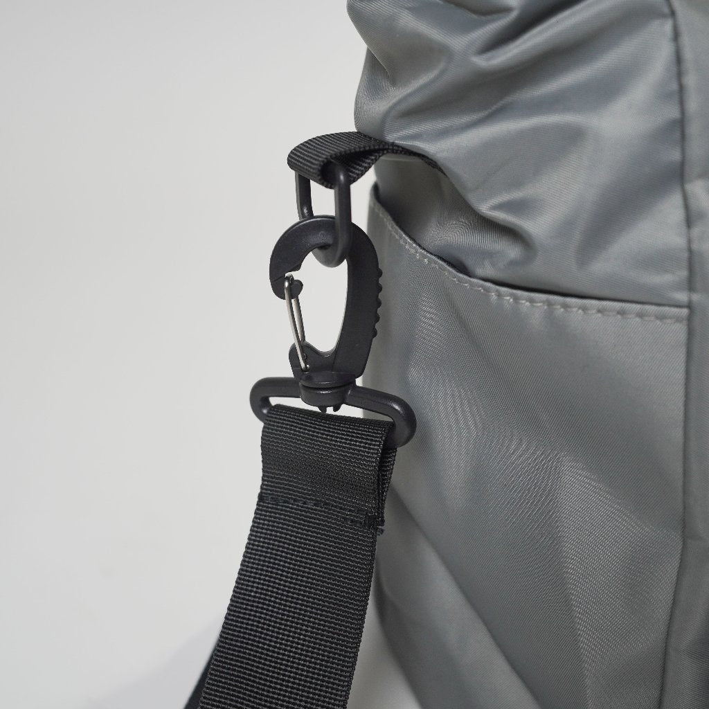 WakaiGo - WKGO HATSU DUFFLE SLING BAG